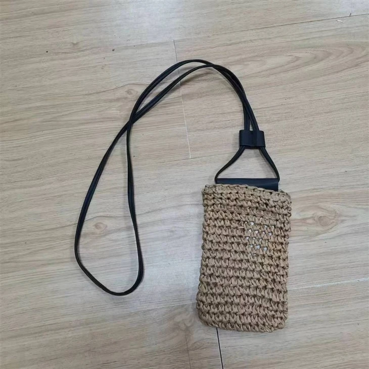 Barna Coloe női szalma telefontáska