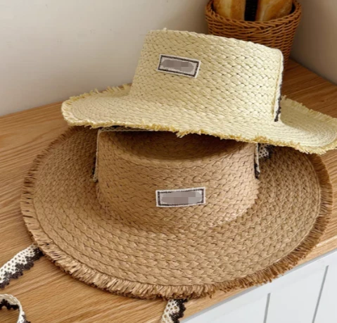 Elegáns női strandkalap nyárra