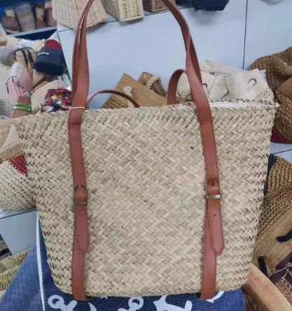 Hosszú PU kezeli a szalma elegáns táskát