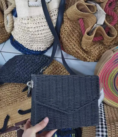 Vas vázas papír kézi szövésű Crossbody táska