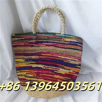 Kézzel készített többszínű raffia vödör