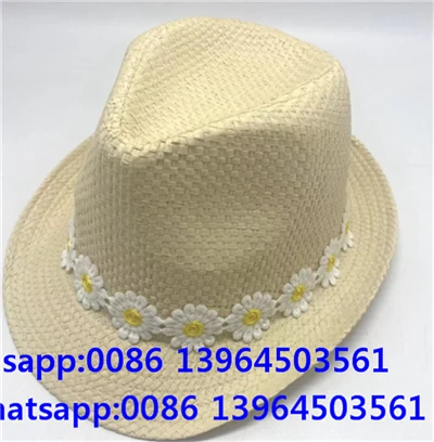 Fedora Kalap Kis Virággal