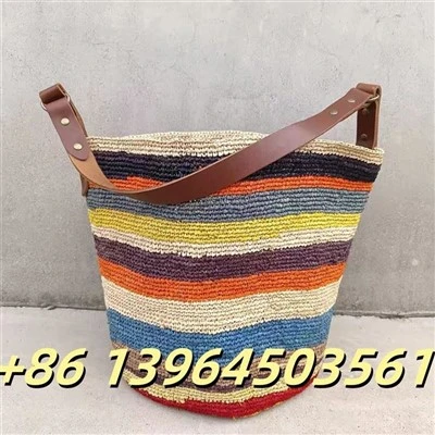 Színes raffia nő busket