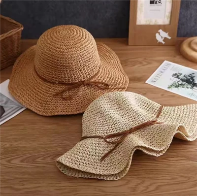 Klasszikus összecsukható papír női strandkalap