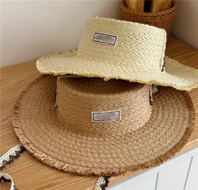 Elegáns női strandkalap nyárra